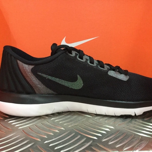 nike flex supreme tr 5 metallic